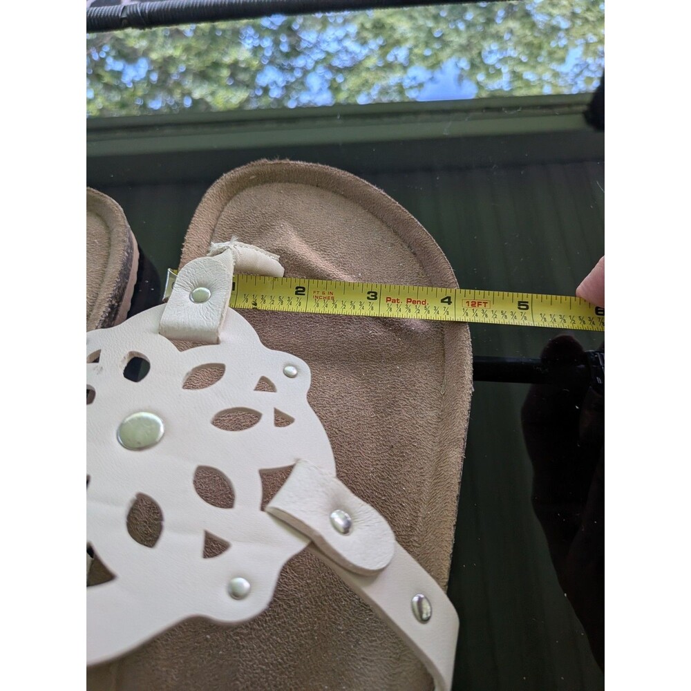 Maurices Vanessa Sandals Women's 10 (Wide) Ivory Thong Slip On Footbed Comfort - Picture 10 of 11
